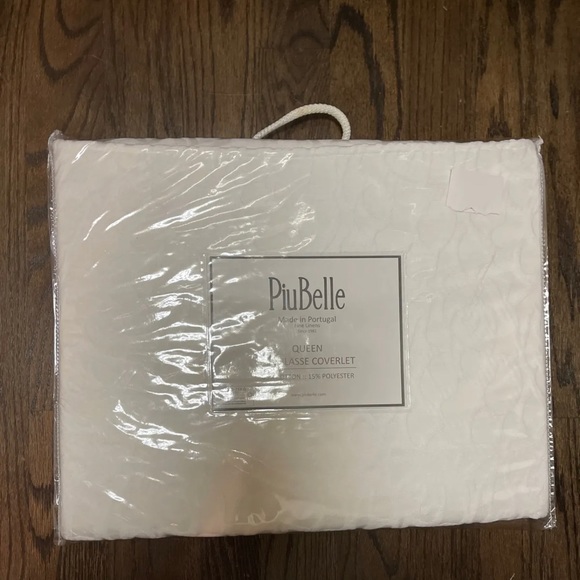 PIU BELLE PiuBelle White MATELASSE Coverlet QUEEN 92''x96'' Made In Portugal NWT - Picture 3 of 6